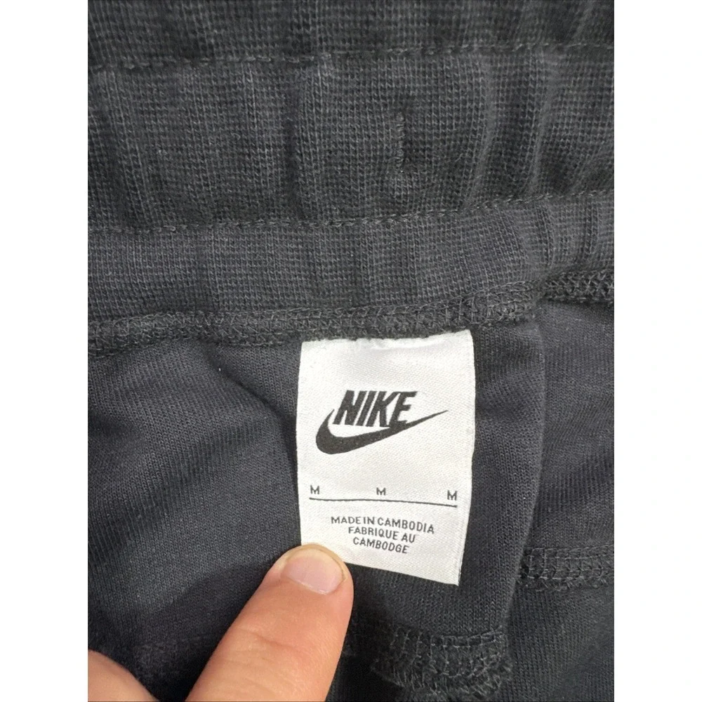 Nike Tech Fleece Joggers Mens M Black Tapered Zip Pocket Sweatpants